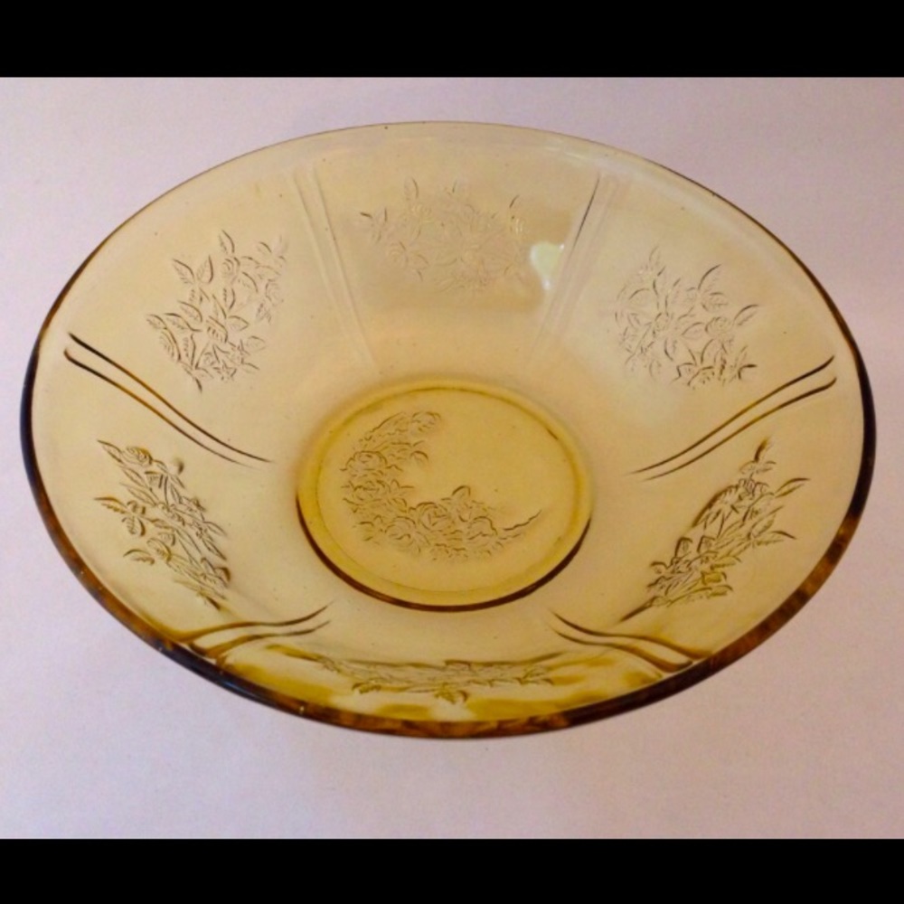 Depression Glass Federal Sharon Cabbage Rose Amber Yellow Berry Serving 9" Bowl